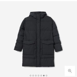 Everlane Renew Puffer Coat (Navy Blue/Black)